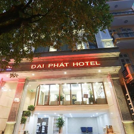 Dai Phat Hotel Hanoi Buitenkant foto