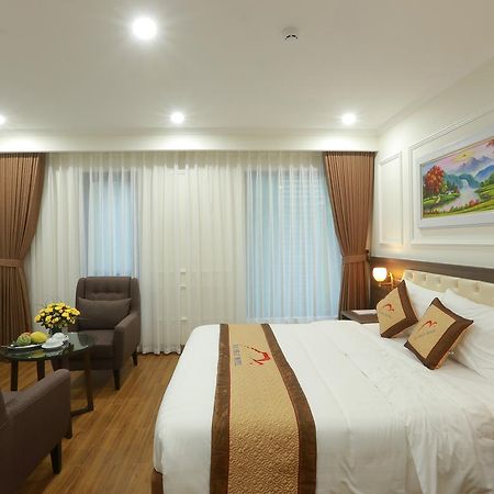 Dai Phat Hotel Hanoi Buitenkant foto