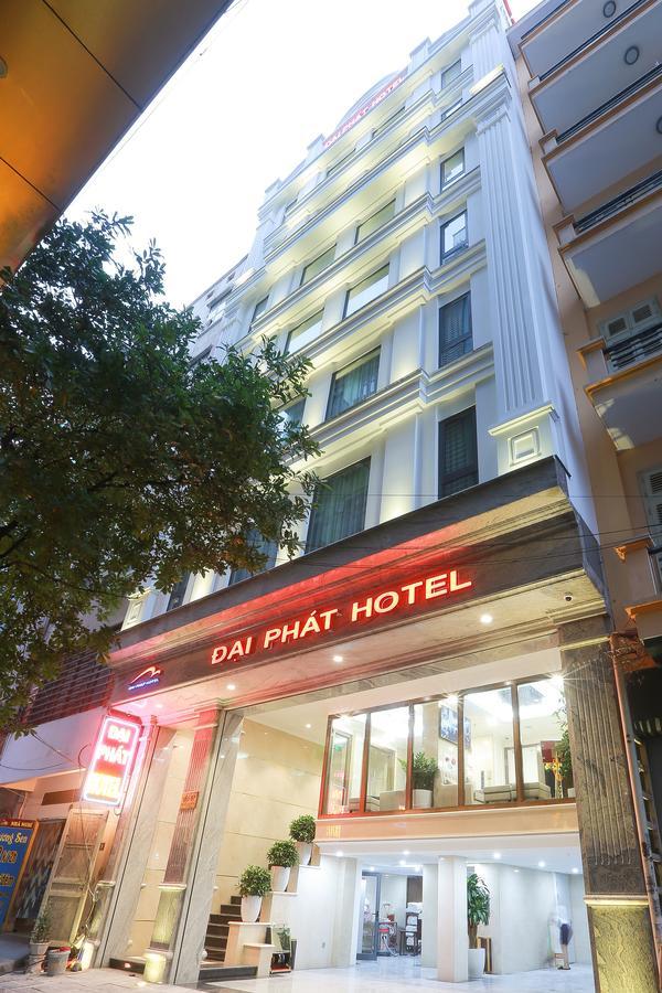 Dai Phat Hotel Hanoi Buitenkant foto