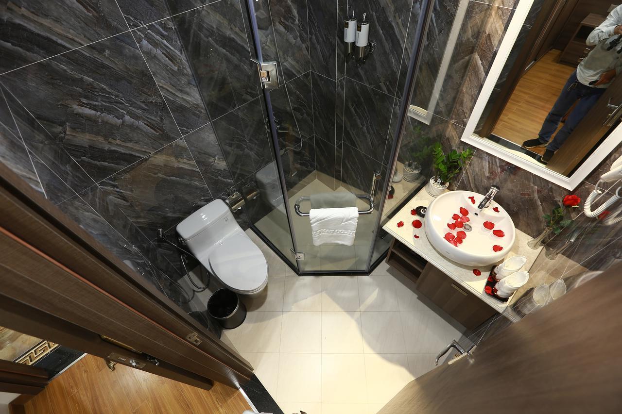 Dai Phat Hotel Hanoi Buitenkant foto