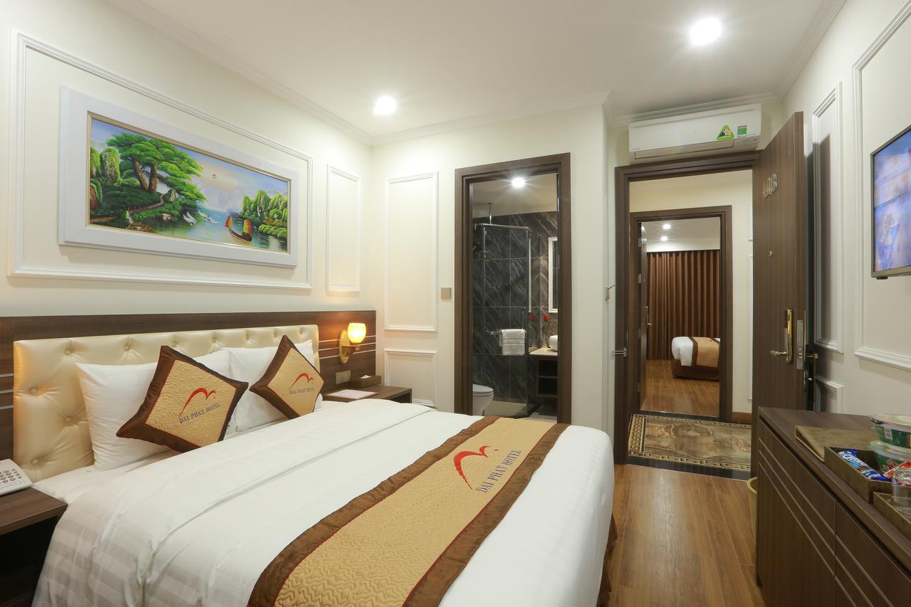 Dai Phat Hotel Hanoi Buitenkant foto