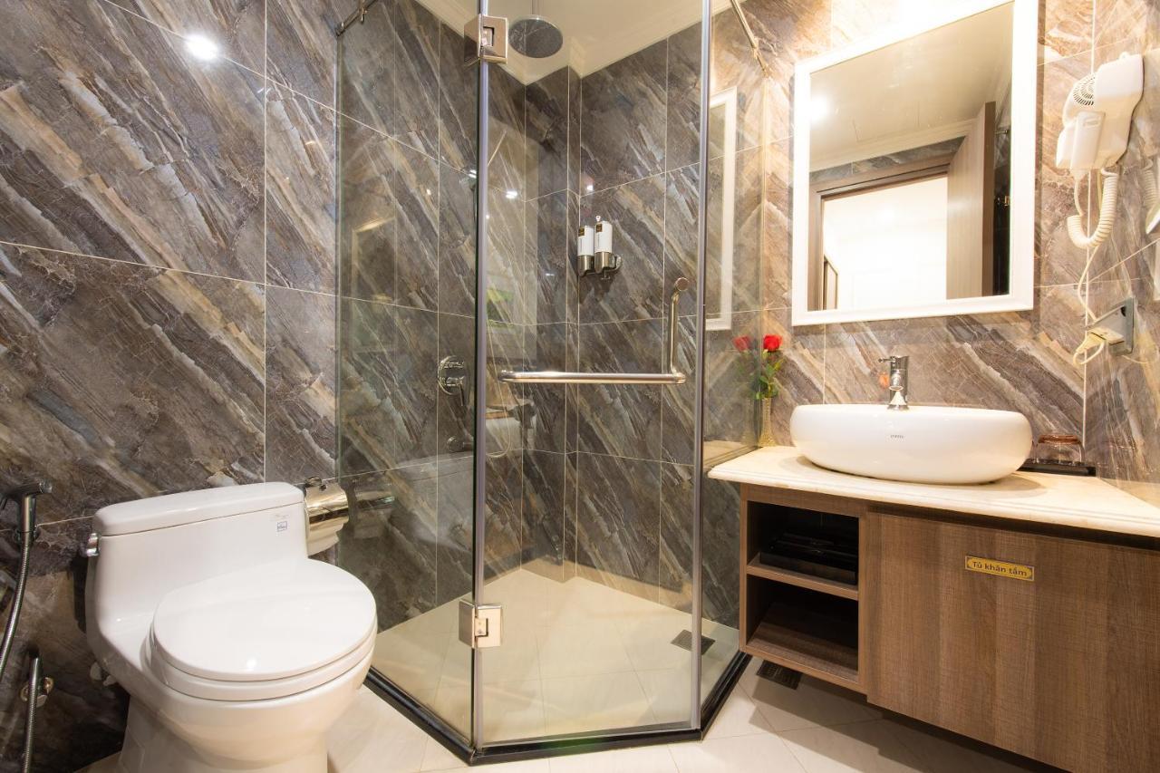 Dai Phat Hotel Hanoi Buitenkant foto