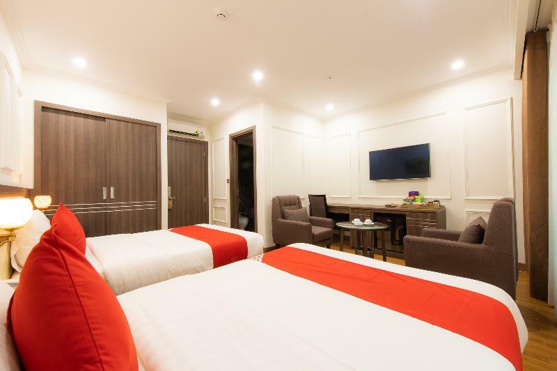 Dai Phat Hotel Hanoi Buitenkant foto